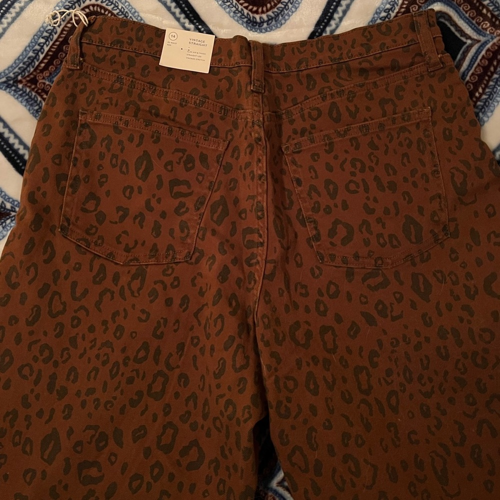 Universal Threads Cheetah Print Straight Leg Jeans
